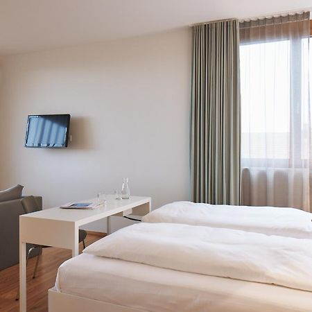 Hotel Am See Хард Екстериор снимка